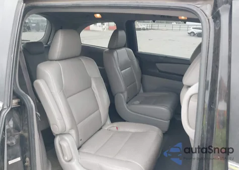 2013 Honda Odyssey Ex-L z USA, uszkodzony, nr VIN 5FNRL5H63DB052878